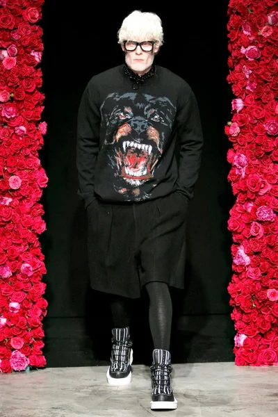 Look 5